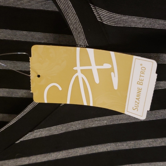 Knit top with hankerchief hem.  Black and gray striped. - Picture 3 of 5